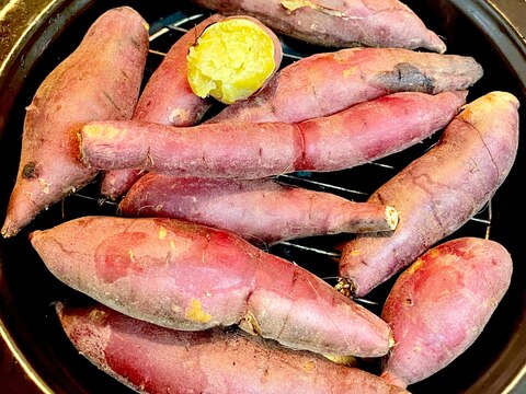 ニューセラミックス燻製鍋で♡石焼き芋みたいな焼き芋